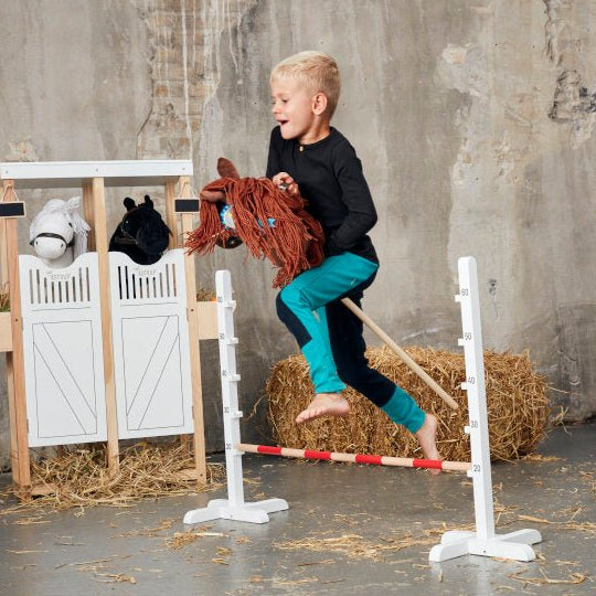 by Astrup spring til kæpheste