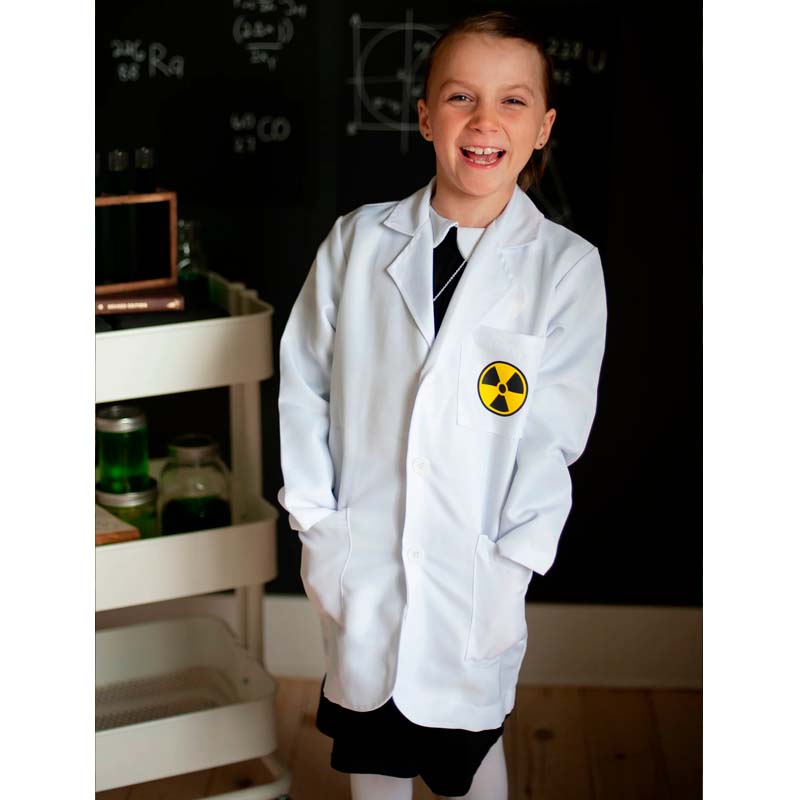 01_GP64195_Great-Pretenders-Marie-The-Scientist.jpg