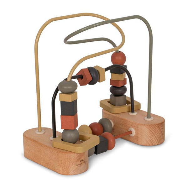 Konges Sløjd aktivitets-labyrint