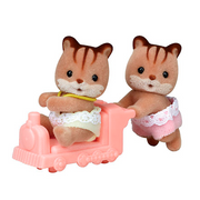 01_Sylvanian Families, Valnød Egern familie.png