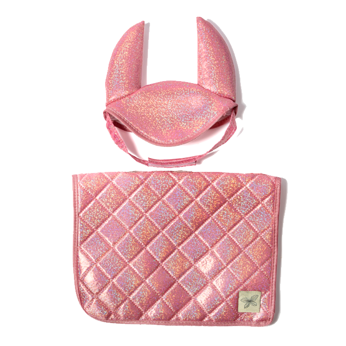 01_by Astrup Sadelunderlag og hut, pink.png