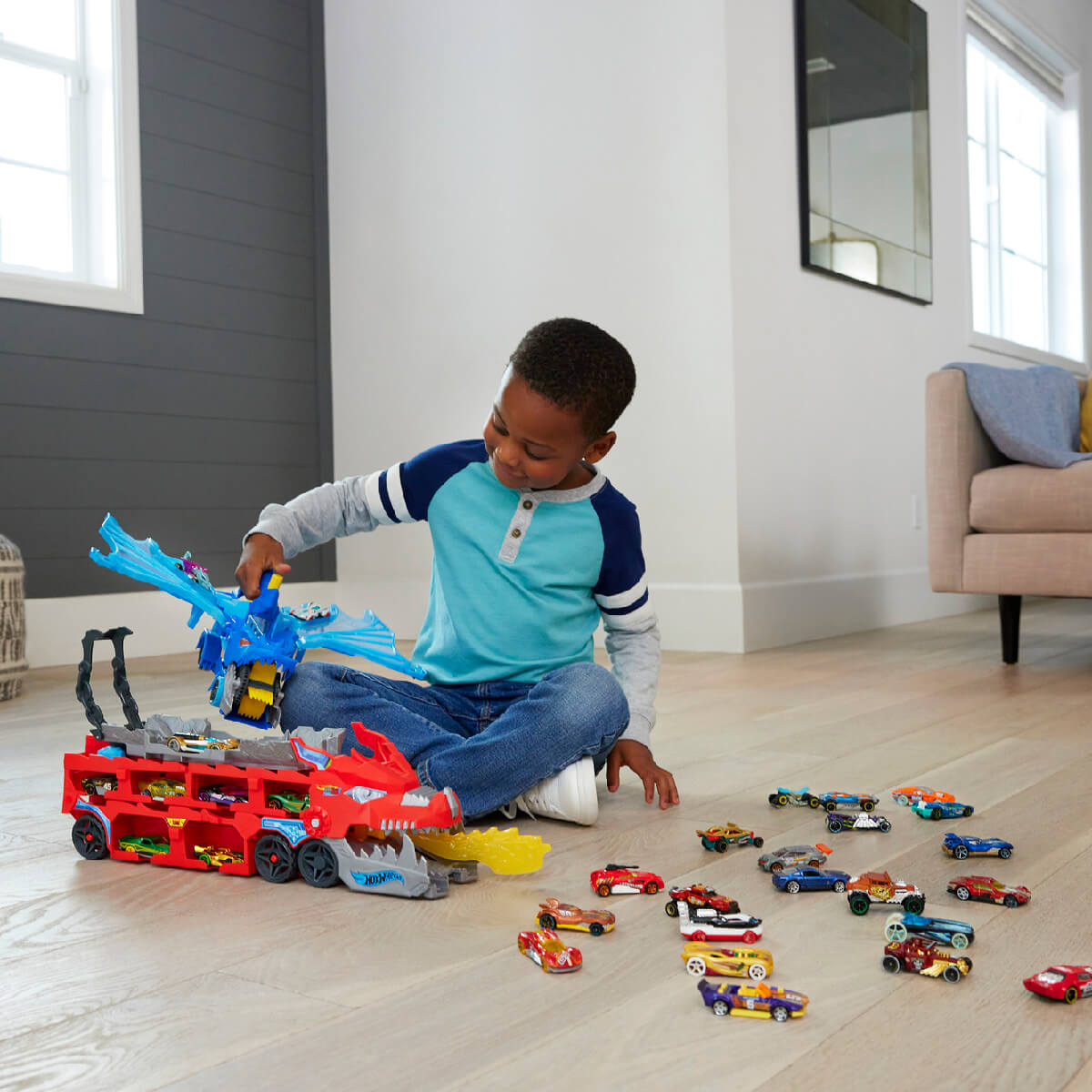 Hot Wheels City Ultimate Dual Dragon Hauler