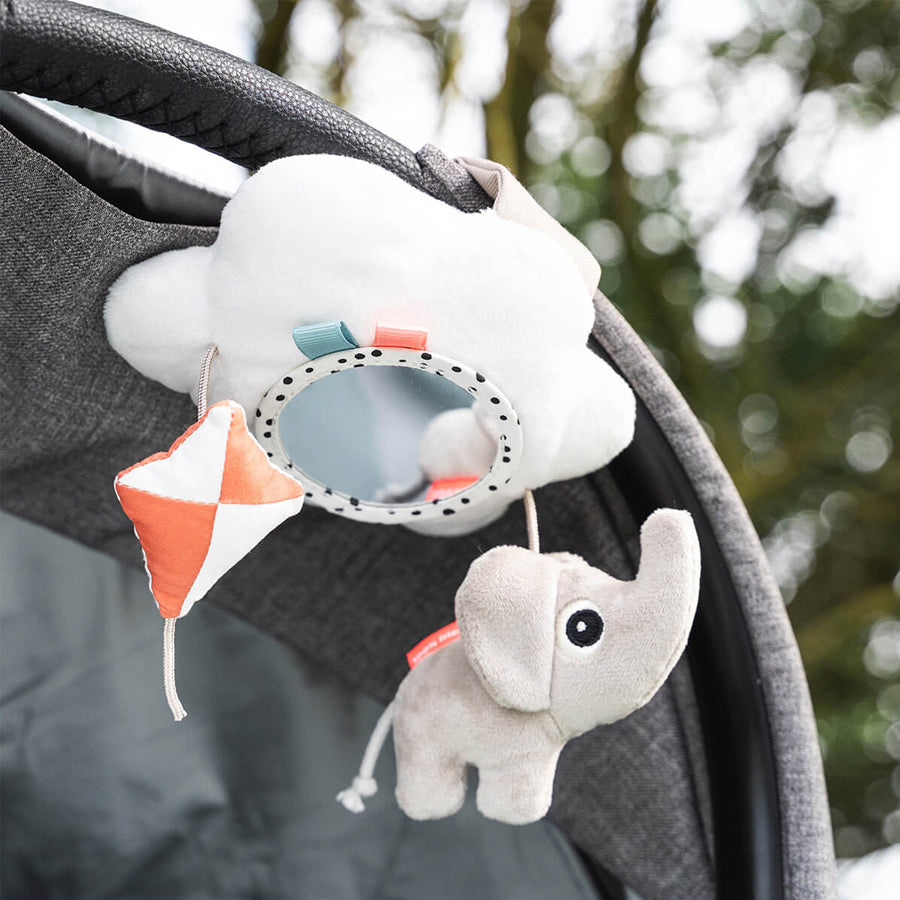 02_Done by Deer barnevognsuro 1.jpg