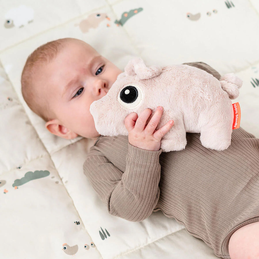 02_Done by Deer lille krammedyr, gris 1.jpg