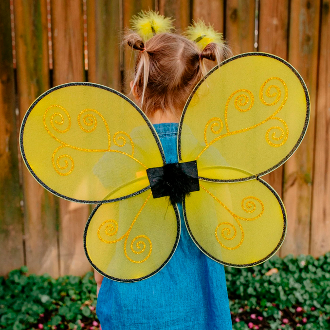 02_Great Pretenders Humlebi vinger og hårbånd.png