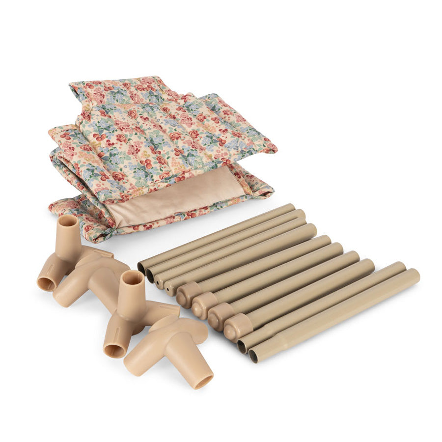 02_Konges Sløjd Dukke Rejseseng, Vienna-2.jpg