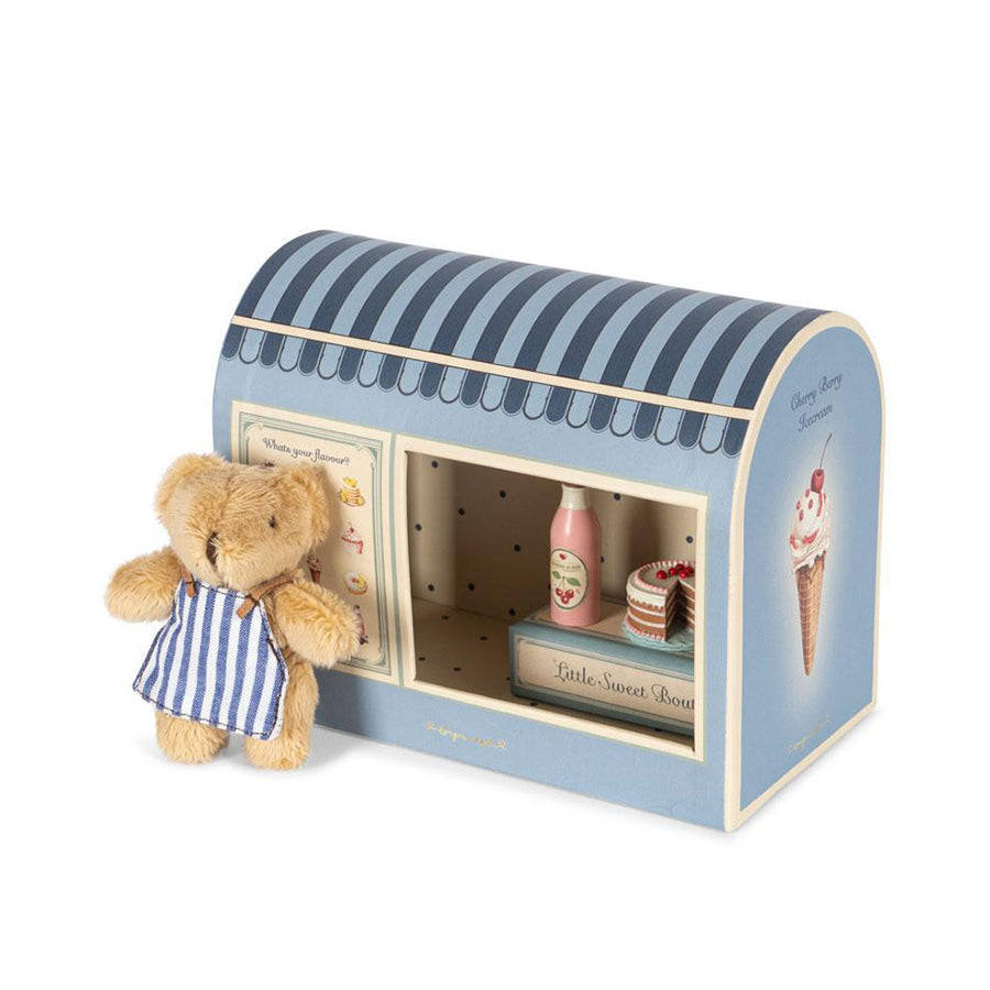 02_Konges Sløjd My sweet boutique 1.jpg