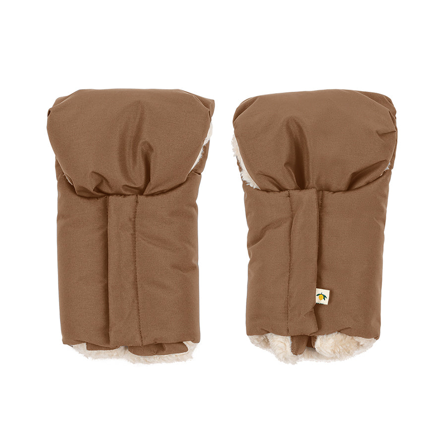 02_Konges Sløjd barnevognshandske, walnut 1.jpg