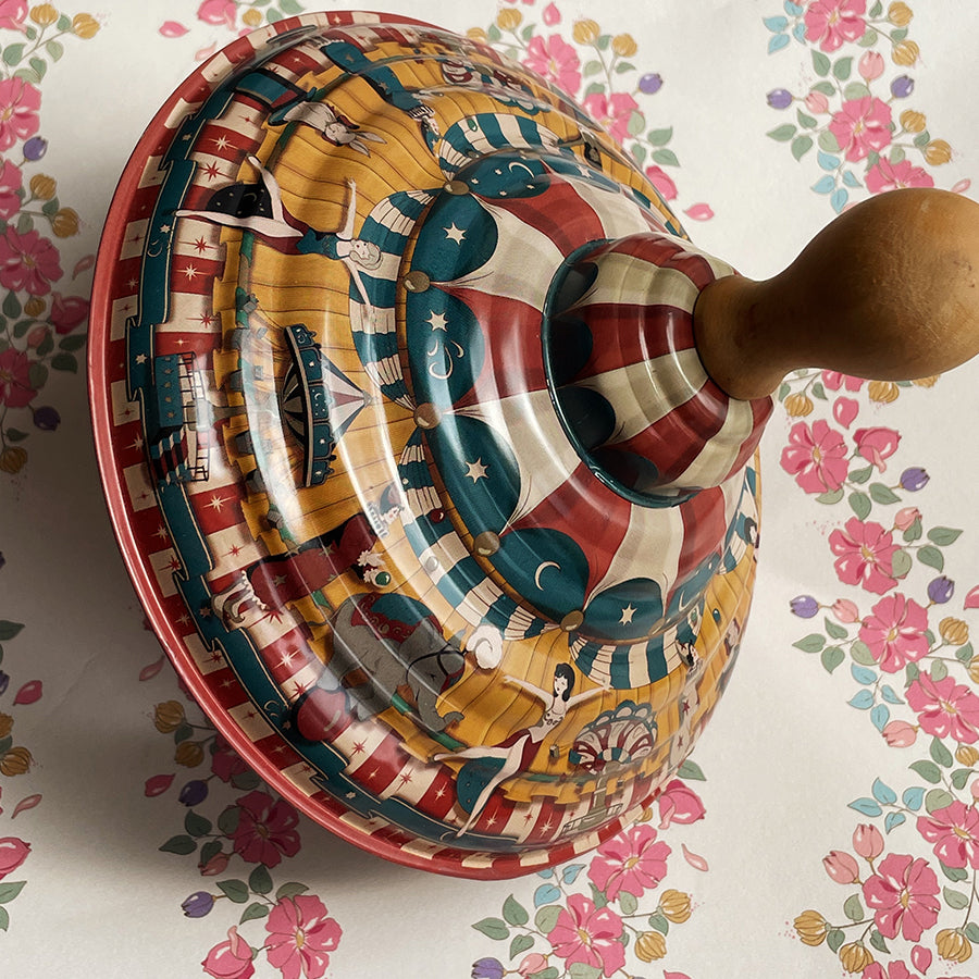 02_Konges Sløjd snurretop 1.jpg