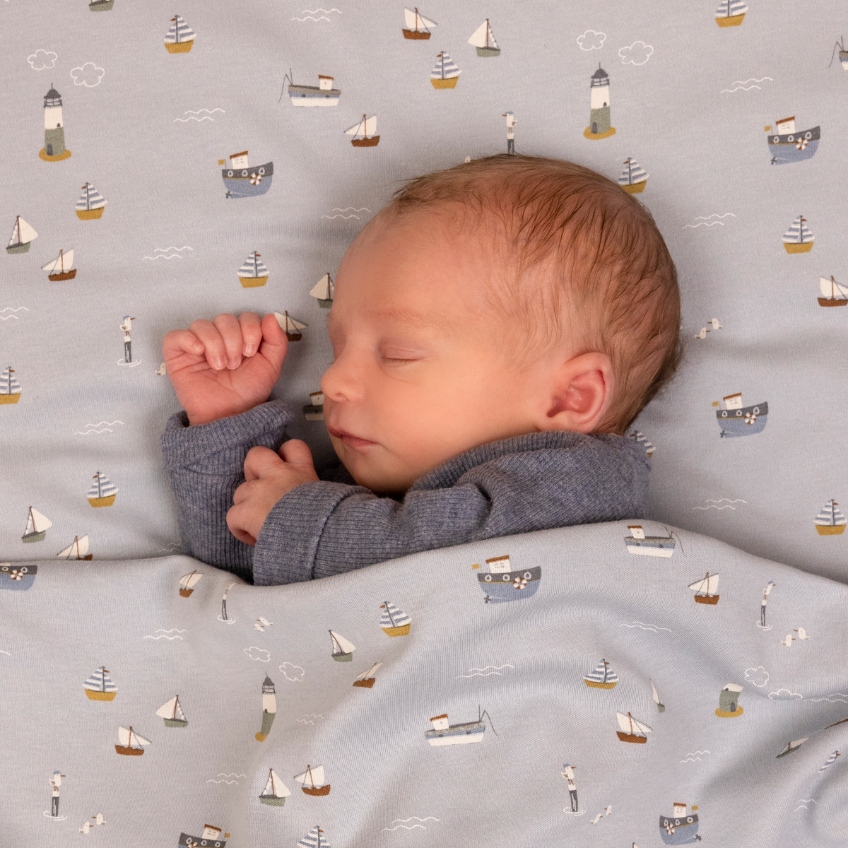 02_Little Dutch babysengetøj, Sailors Bay Blue-2.png