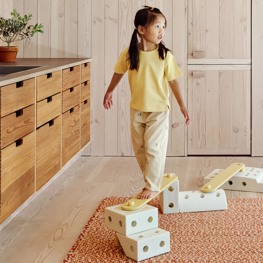 02_MODU Balancebomme, 2 Dele - Honey Yellow 1.jpg