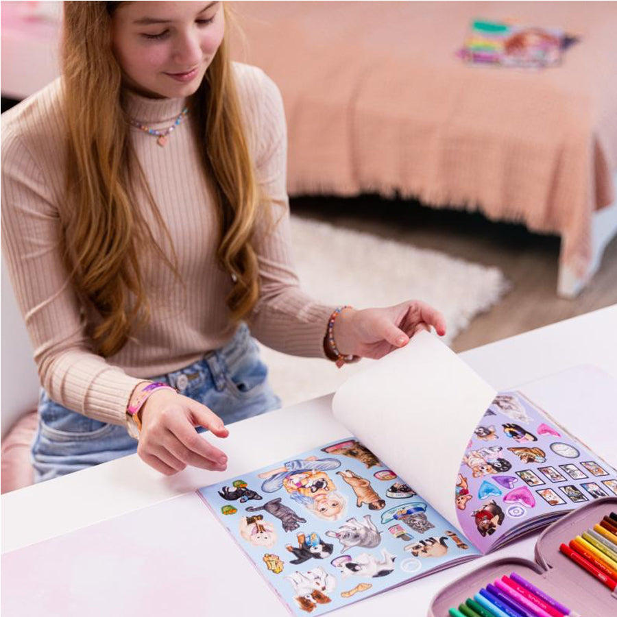 02_TOPModel Stickerworld, Kitty and Doggy 1.jpg