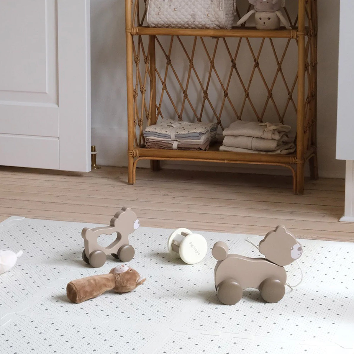 02_That's Mine Tracy trækdyr, bear.jpg