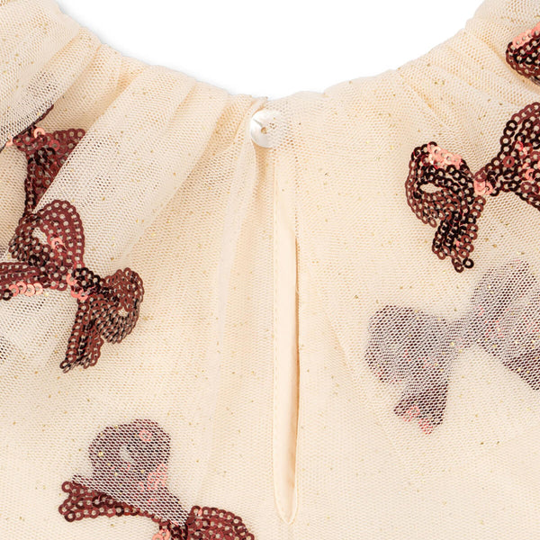 Konges Sløjd Yvonne Fekjole, Bowie Red