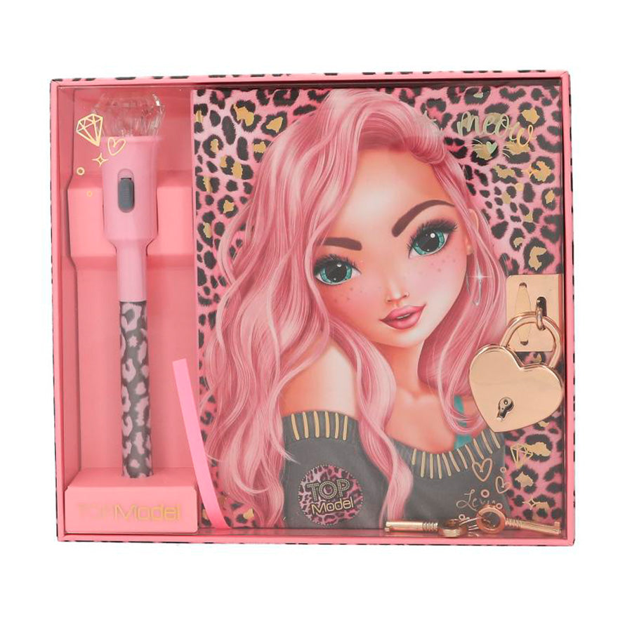 03_TOPModel Dagbog med magisk pen.jpg