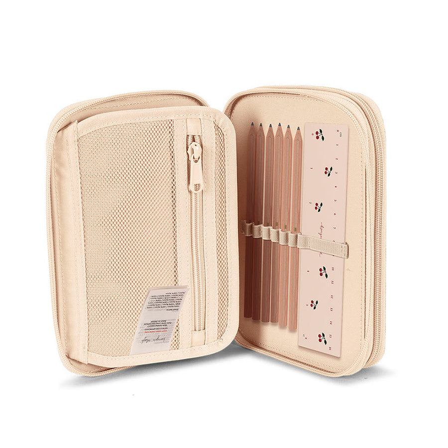 04_Konges Sløjd Clover penalhus, Kaluka 3.jpg