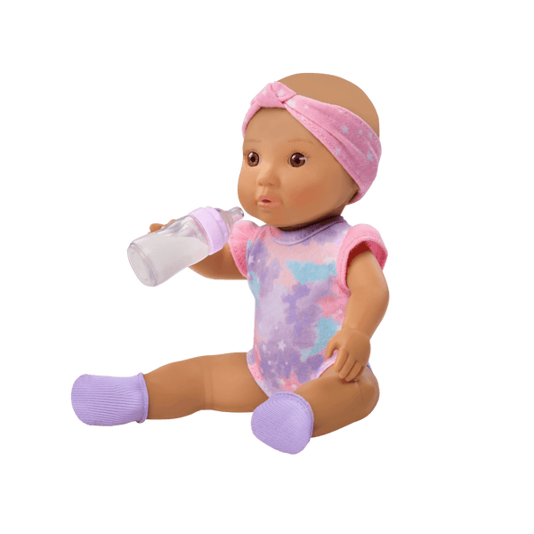 Lillesøster Emilia Spisetid