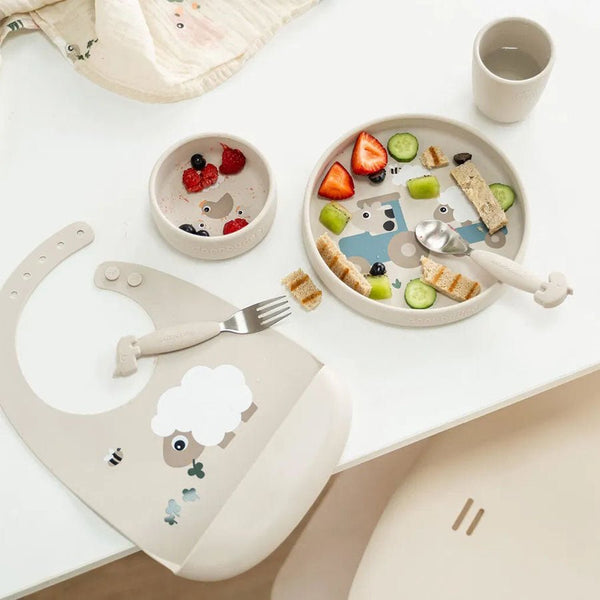 Done by Deer Stick & Stay Spisesæt, Tiny Farm Sand