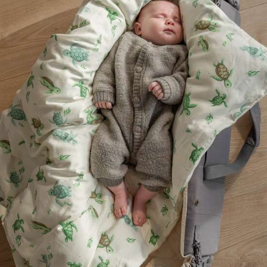 Filibabba Baby Sengetøj, Første Svømmetur