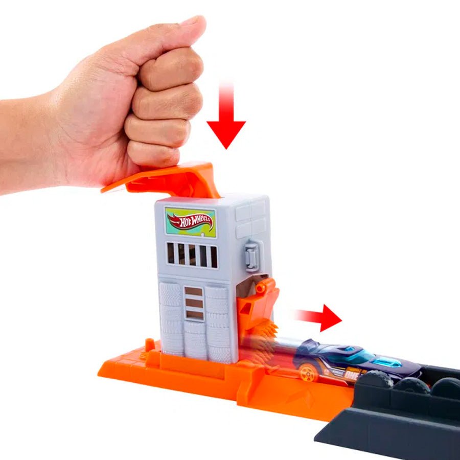 Hot Wheels City Nemesis Gorilla Garage Attack