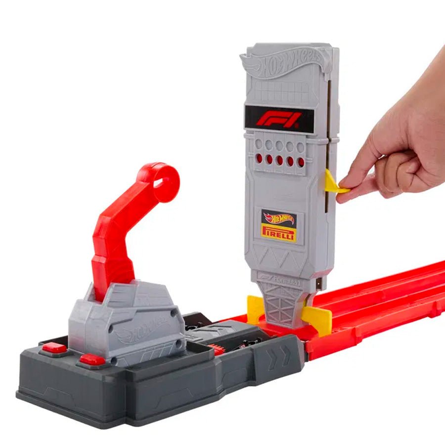 Hot Wheels F - 1 Racing Speed Start Faceoff