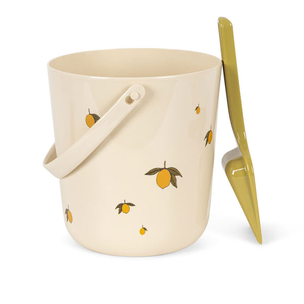 Strand Spand og Skovl i Lemon