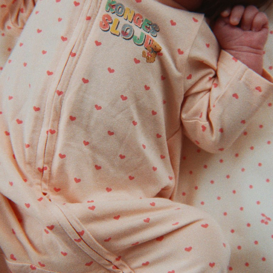 Babysengetøj i Cherry Dot